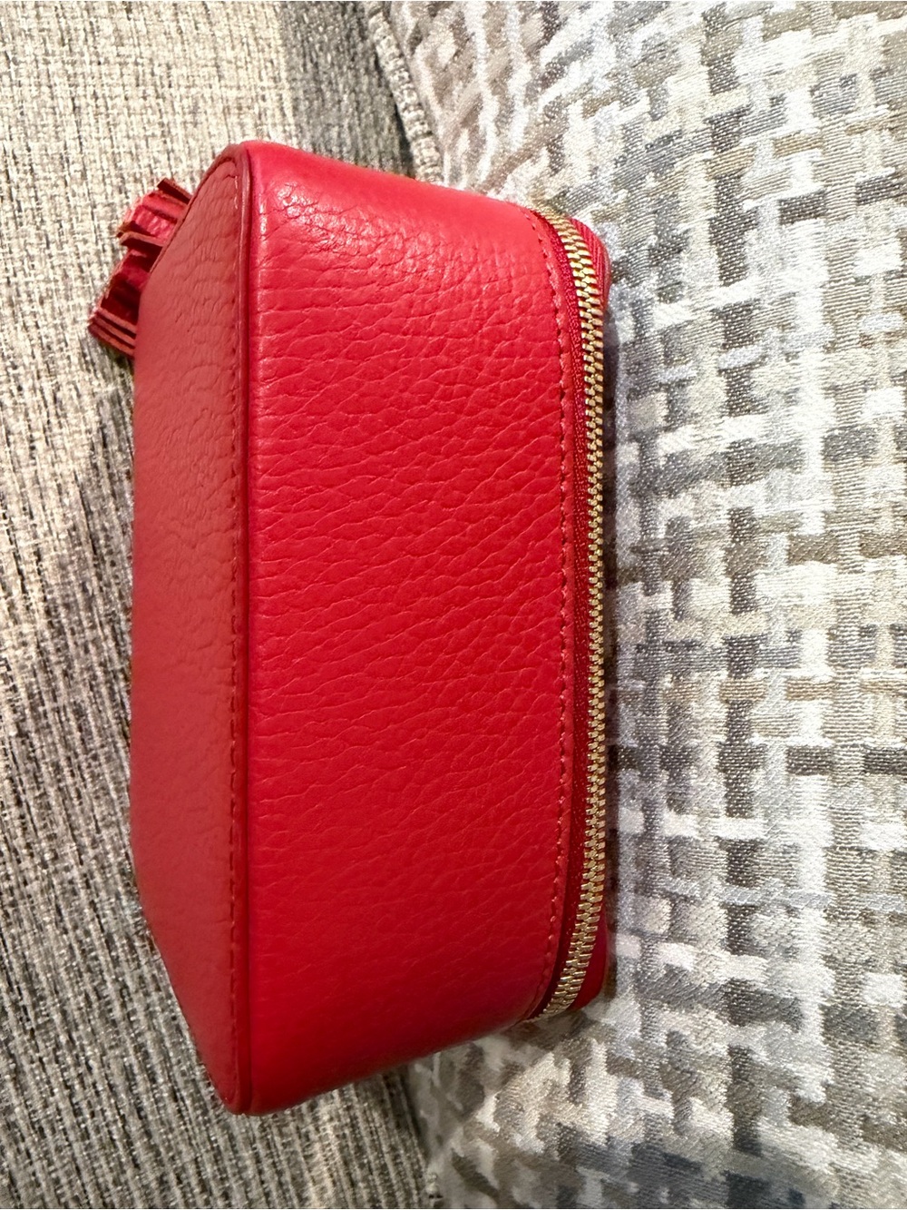 Cuyana Red Leather Travel Jewelry Case Jewelry Box Tassels EUC - Picture 7 of 11